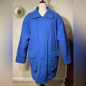 This is a great Vintage Andy Johns Coat in a size Medium.